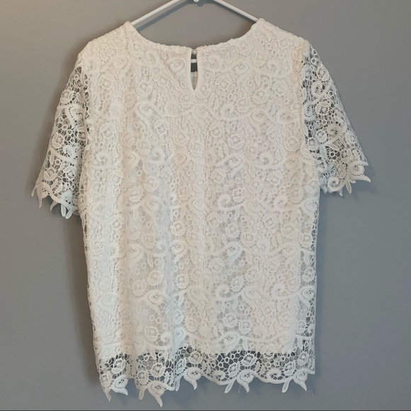NWT White Lace Top - Picture 2 of 4